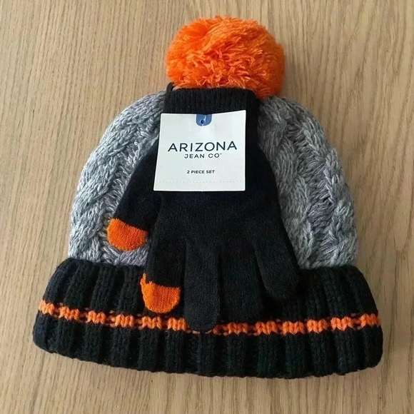 🆕Arizona Beanie + Gloves 2-pc Cold Weather Set 4-7🆕 - Picture 1 of 6